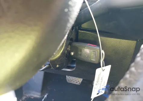 2007 Volkswagen New Beetle 2.5 из США, поврежденный, VIN 3VWSW31C47M513032